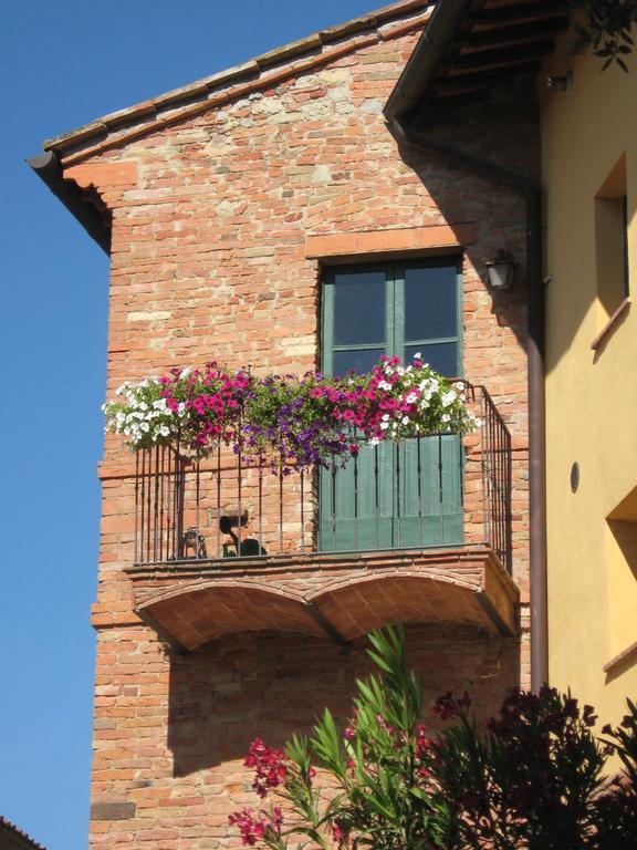 Borgo Fajani Country house *